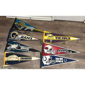 WinCraft Sports NFL Vintage Team Logo Pennant Lot - 7 Flags 12X30